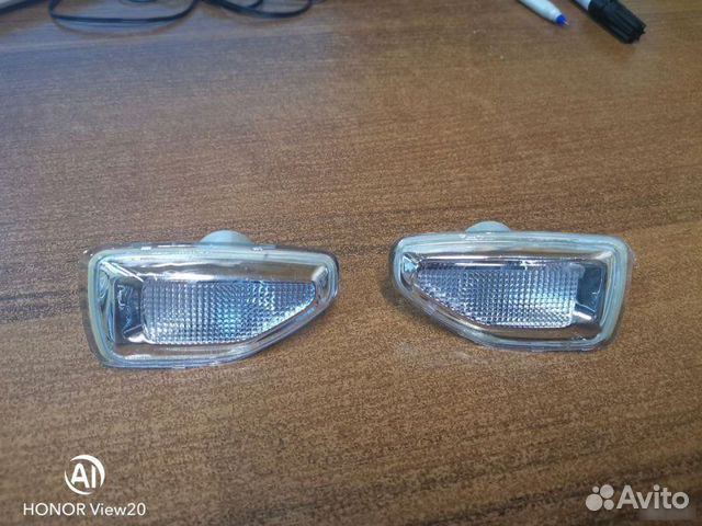 Поворотник Renault Sandero 2014