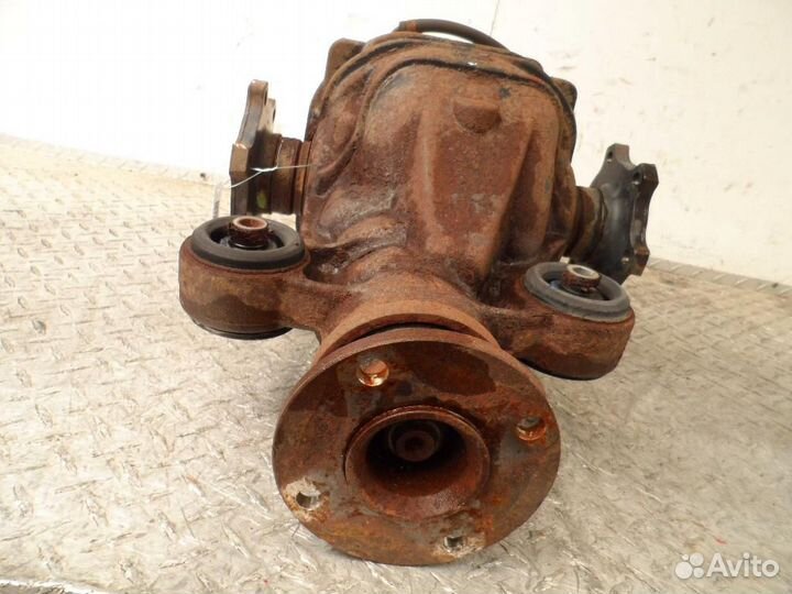 Редуктор задний Infiniti QX56