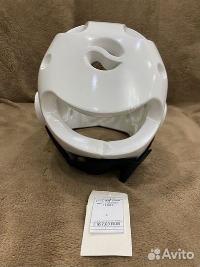 Шлем для тхэквондо с забралом