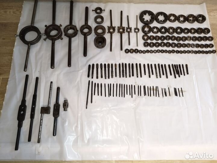 Метчики и плашки СССР