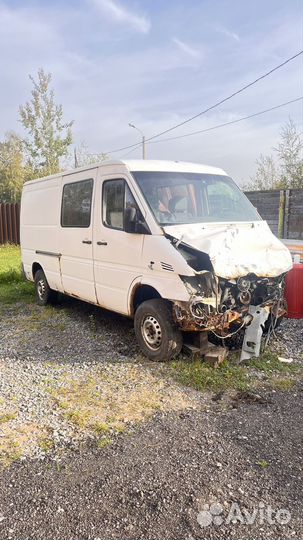 Mercedes-Benz Sprinter 2.2 МТ, 2002, битый, 500 000 км