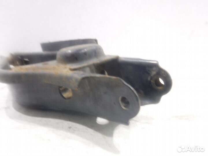 Рычаг задний нижний правый 4873042040