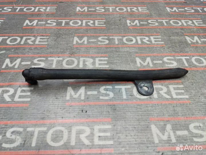 Шланг отвода конденсата левый Bmw X5 E53 M54B30