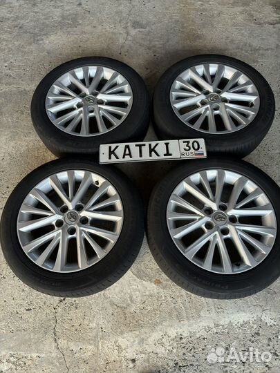 На Camry оригинал р -17