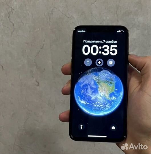 iPhone Xs, 64 ГБ