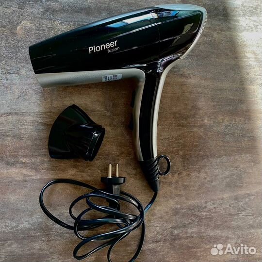 Профессиональный фен Pioneer