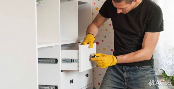 Установщик мебели - помощник сборщика