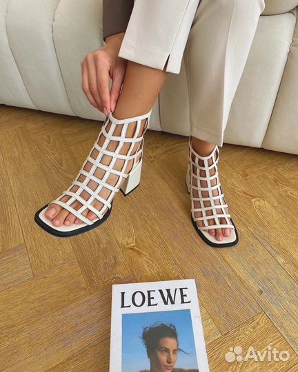 Босоножки Loewe женские