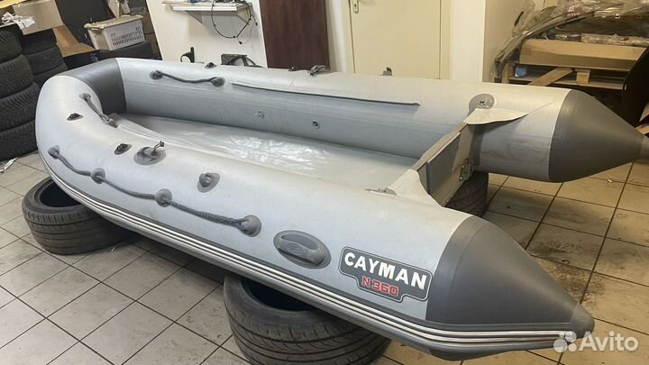 Надувная лодка пвх «Кайман N-360
