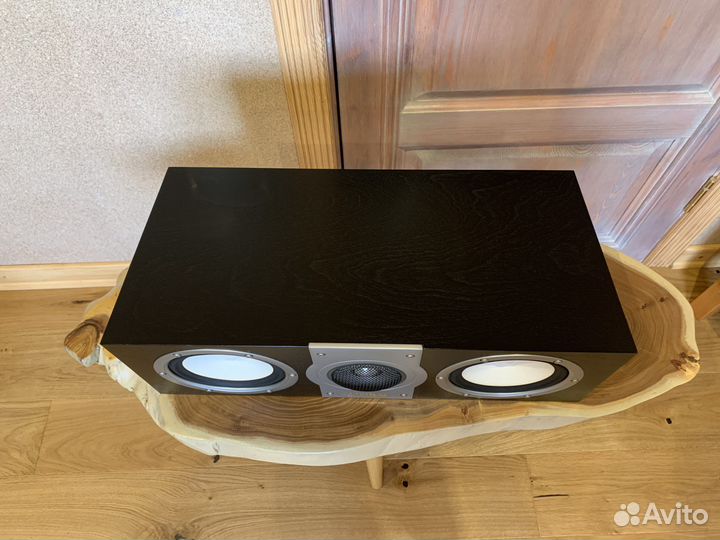 Колонка Yamaha NS-C901