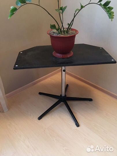 Подставка для телевизора