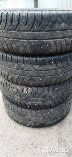 Bridgestone Ice Cruiser 7000 195/65 R15