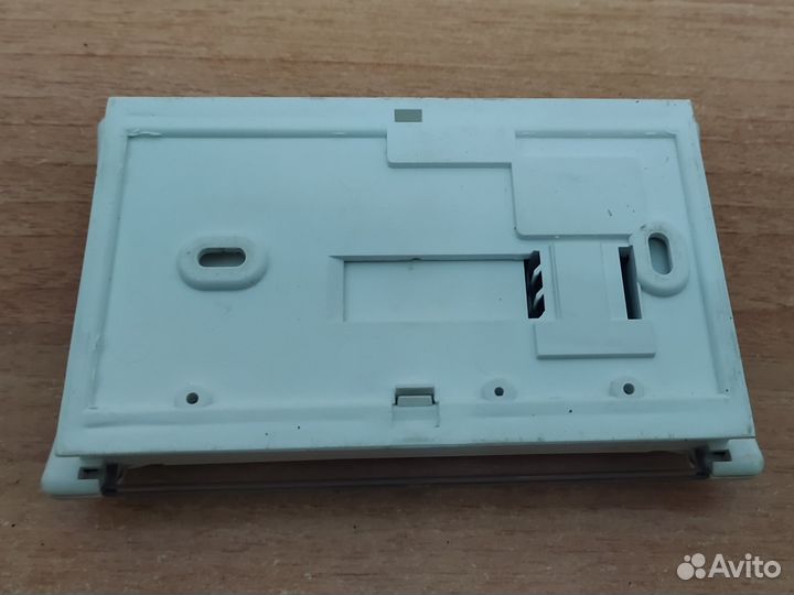 Термостат программируемый комнатный