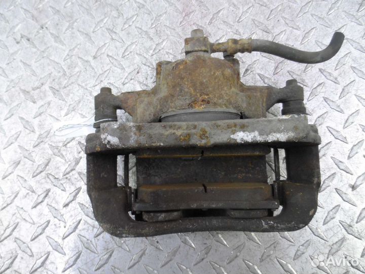 Суппорт передний правый Chevrolet Cruze J300