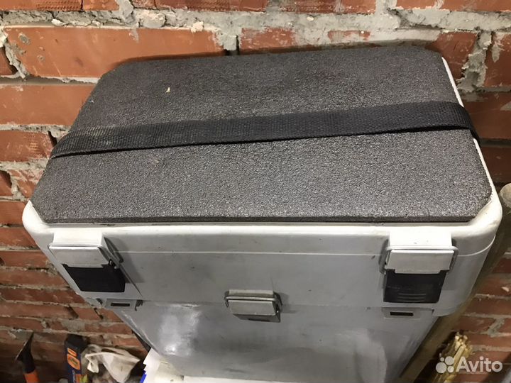 Рыболовный ящик