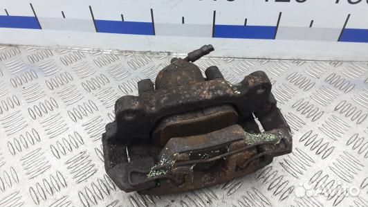 Суппорт тормозной передний правый volkswagen toura