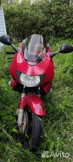 Мотоцикл Honda vtr1000f 2001г. литровый, 110л.с