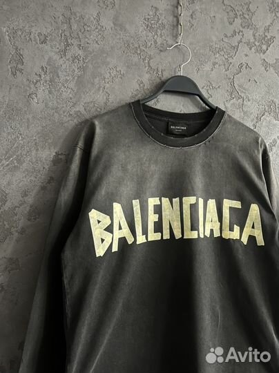 Balenciaga лонгслив