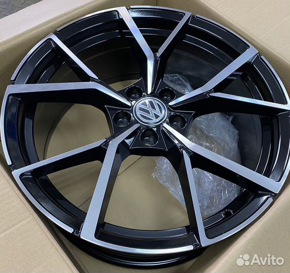 Новые диски R19 Volkswagen Golf GT