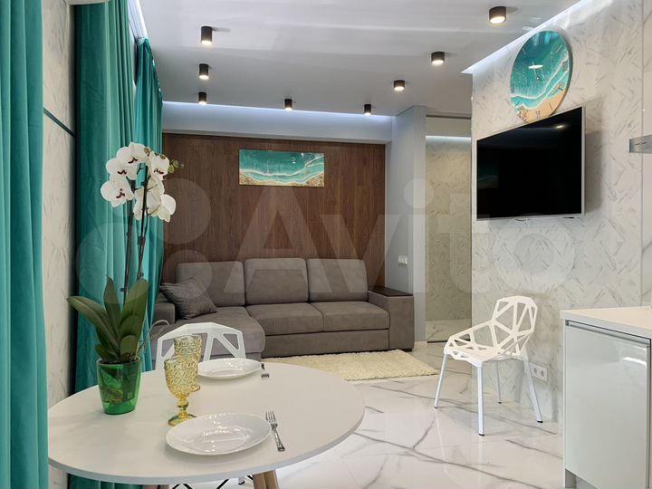 2-к. квартира, 51 м², 2/12 эт.