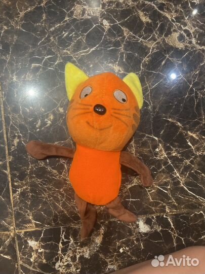 Две мягкие игрушки