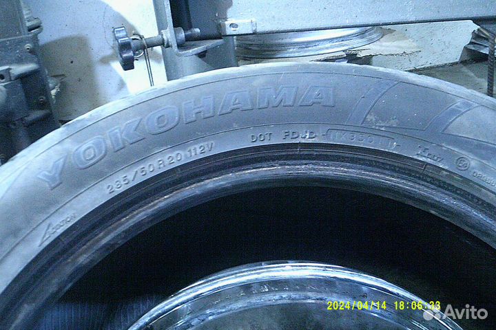 Yokohama Parada Spec-X 285/50 R20