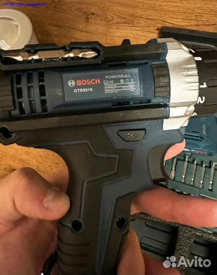 Новый шуруповeрт Bosch 18 в (Арт.64033)