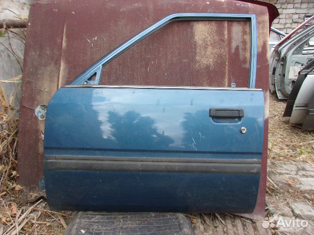 Мазда 626 GC седан 82-87г. дверь передняя левая