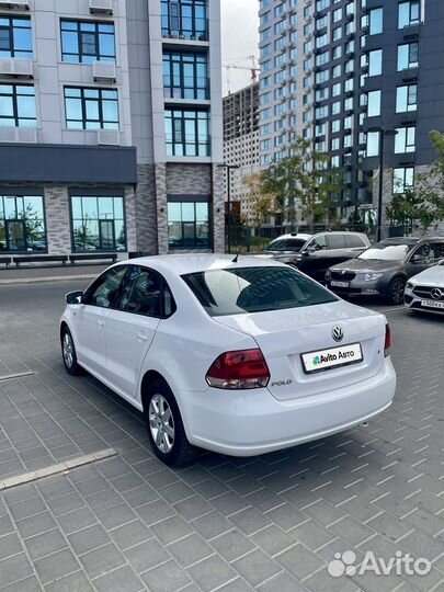 Volkswagen Polo 1.6 AT, 2011, 169 000 км