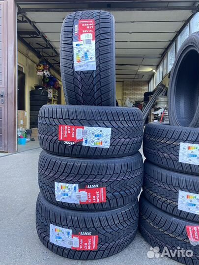 iLink SnowGripper I 225/45 R17 и 225/45 R17 95V