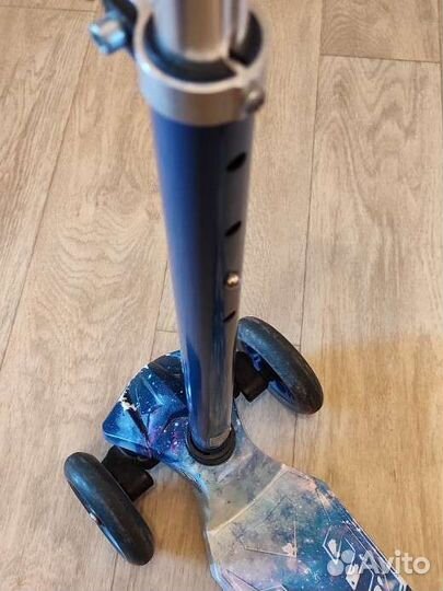 Самокат трёхколёсный светящиеся колеса