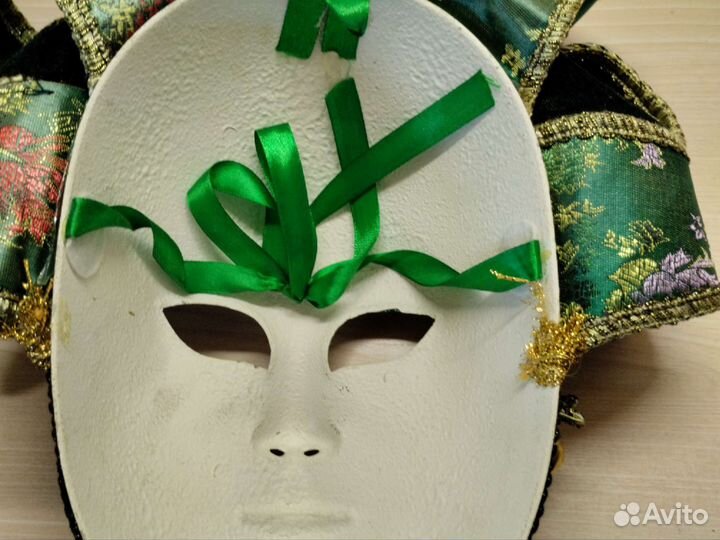 Венецианская маска