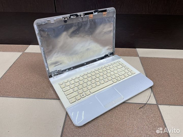 Sony VPC-EA в разбор