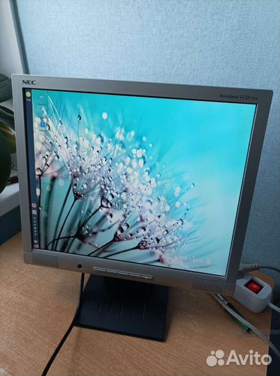 Монитор NEC AccuSync LCD 72VM 17