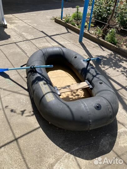 Надувная лодка б/у