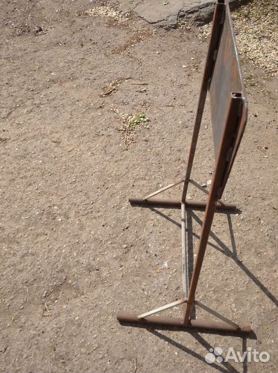 Подставка для лодочного мотора