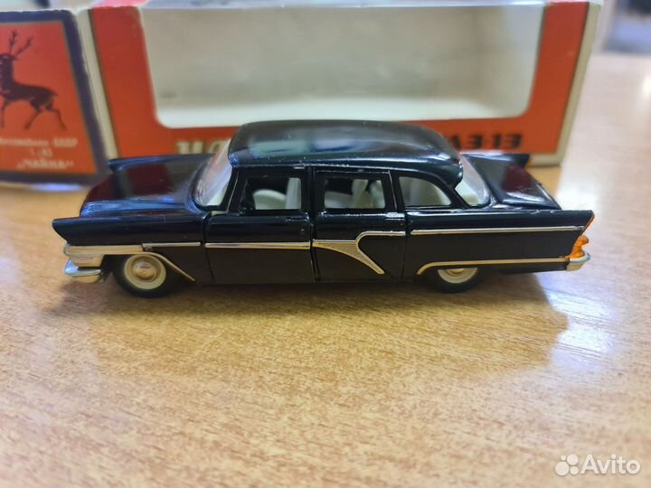 Модель СССР 1:43. Чайка А15 с ми