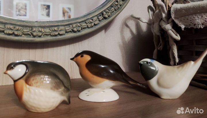 Фарфоровые статуэтки птицы ифз