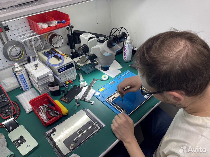 Сложный ремонт телефонов, ремонт iPhone, подарок