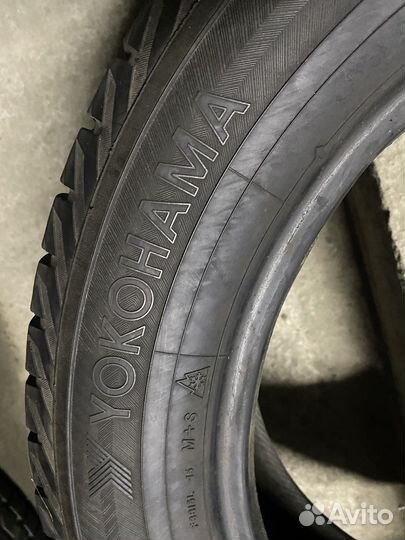 Yokohama Ice Guard IG30 215/60 R17
