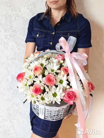 Роза с ромашками