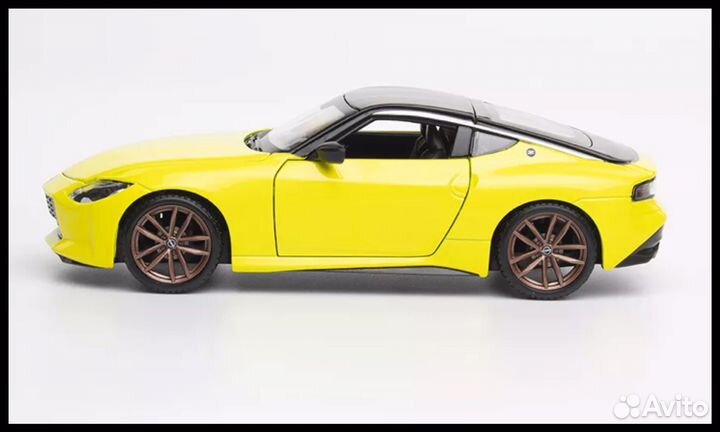 Модель 1/24 Nissan Z 2023г. (Желтый)