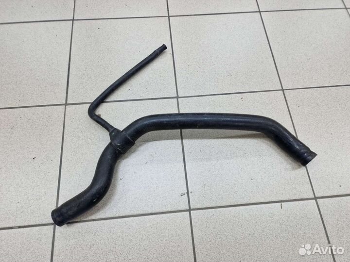 Патрубок радиатора Ауди 100/А6 С4 1.9-2.0 Vag