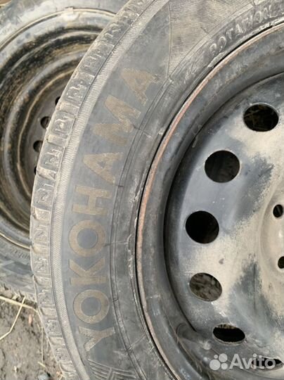 Yokohama Ice Guard IG55 185/60 R15 88T