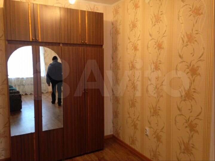 1-к. квартира, 42 м², 8/16 эт.