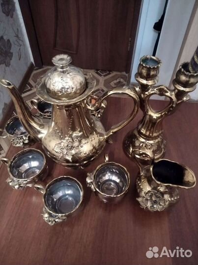 Продаю сервиз