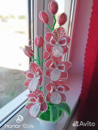 Цветы из бисера