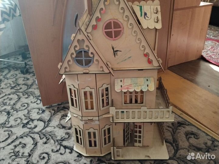 Кукольный домик
