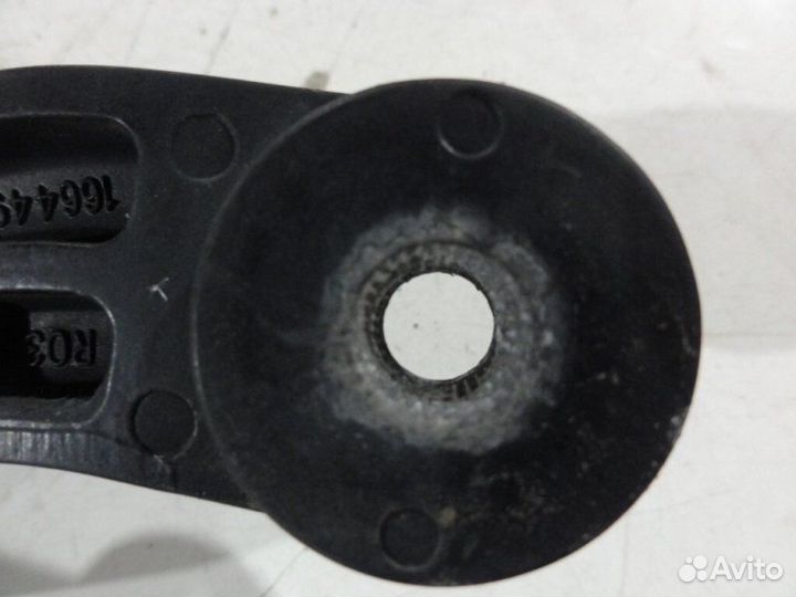 Поводок стеклоочистителя передний правый Land