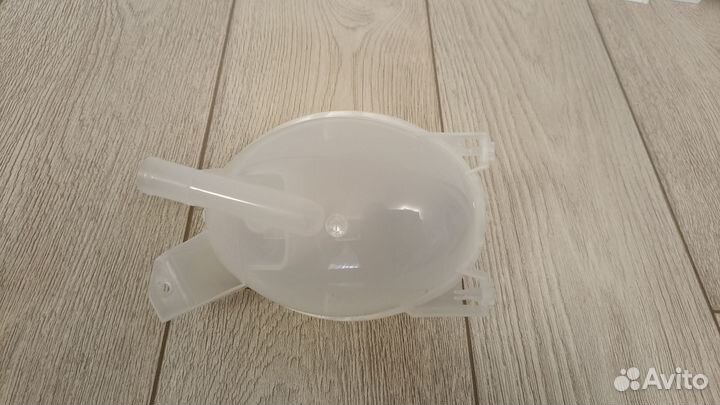 Бачок расширительный для Рено, бак системы охлажде